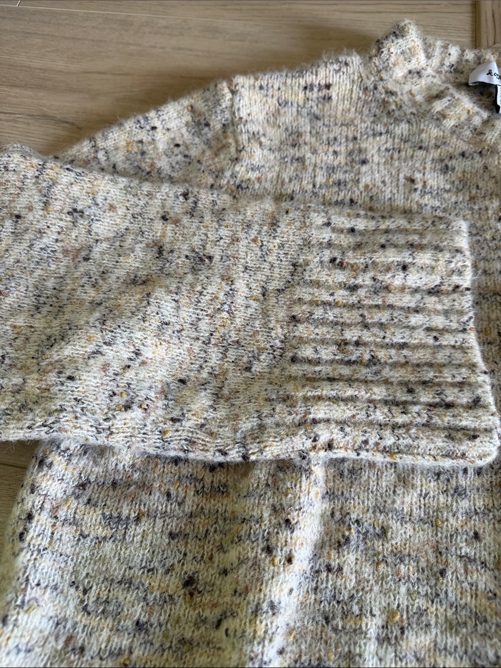 & Other Stories Speckled Cream Button-Up Wool and Alpaca mix Knit Cardigan - Picture 4 of 6